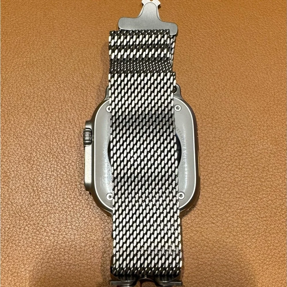 Apple iWatch 49mm NATURAL Titanium Milanese Loop size "M" for Ultra2 Sealed, New - Picture 6 of 14